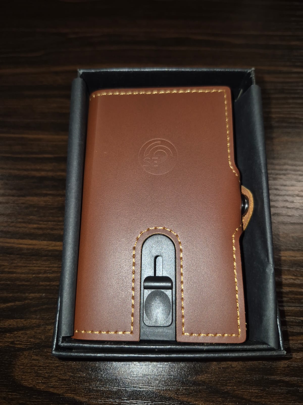 RFID Oil Wax Genuine Leather Minimalist Wallet