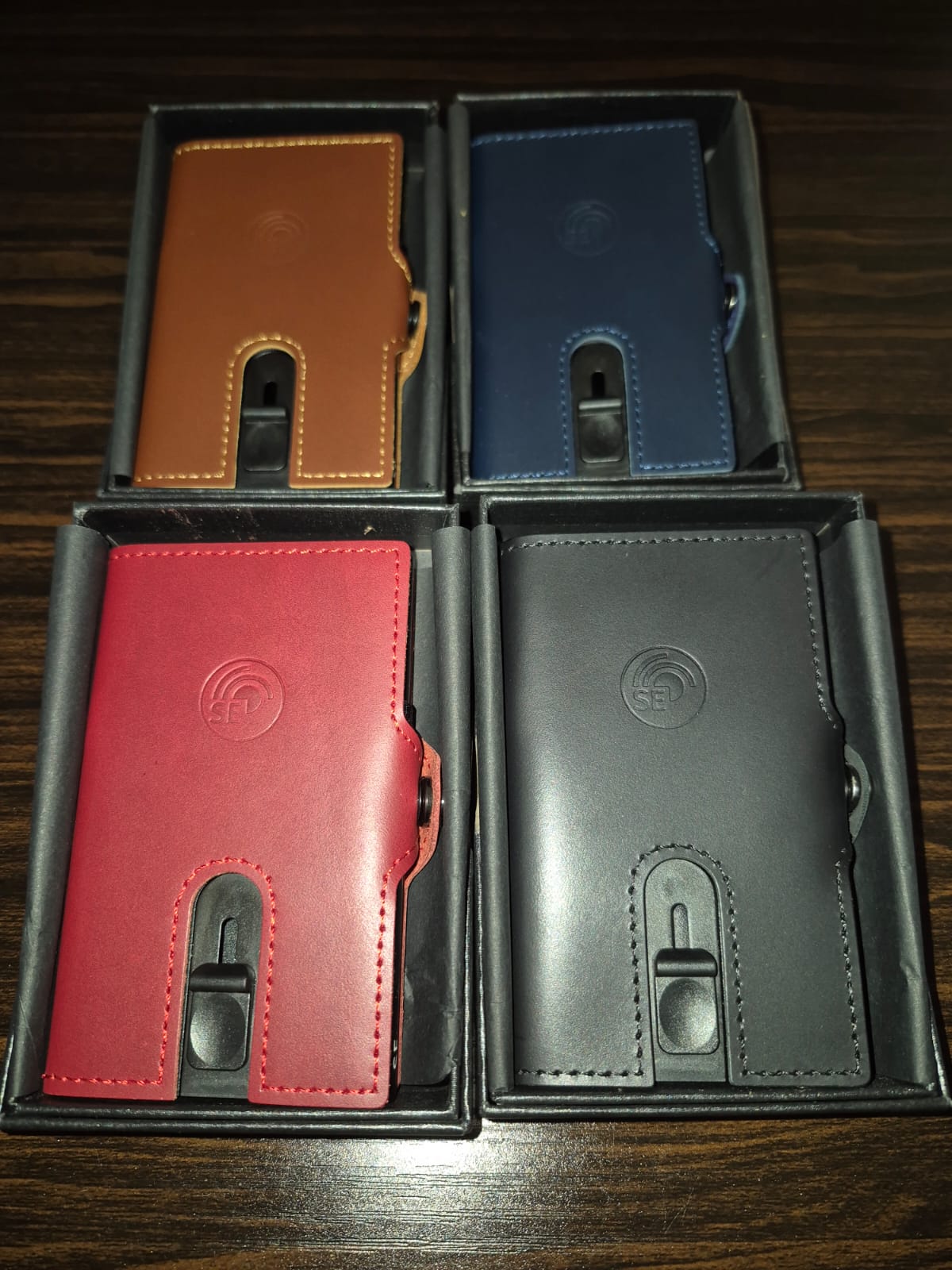 RFID Oil Wax Genuine Leather Minimalist Wallet
